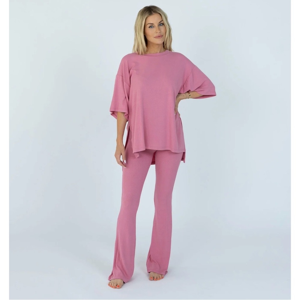 Stylish Pink Women's Flare Outfit